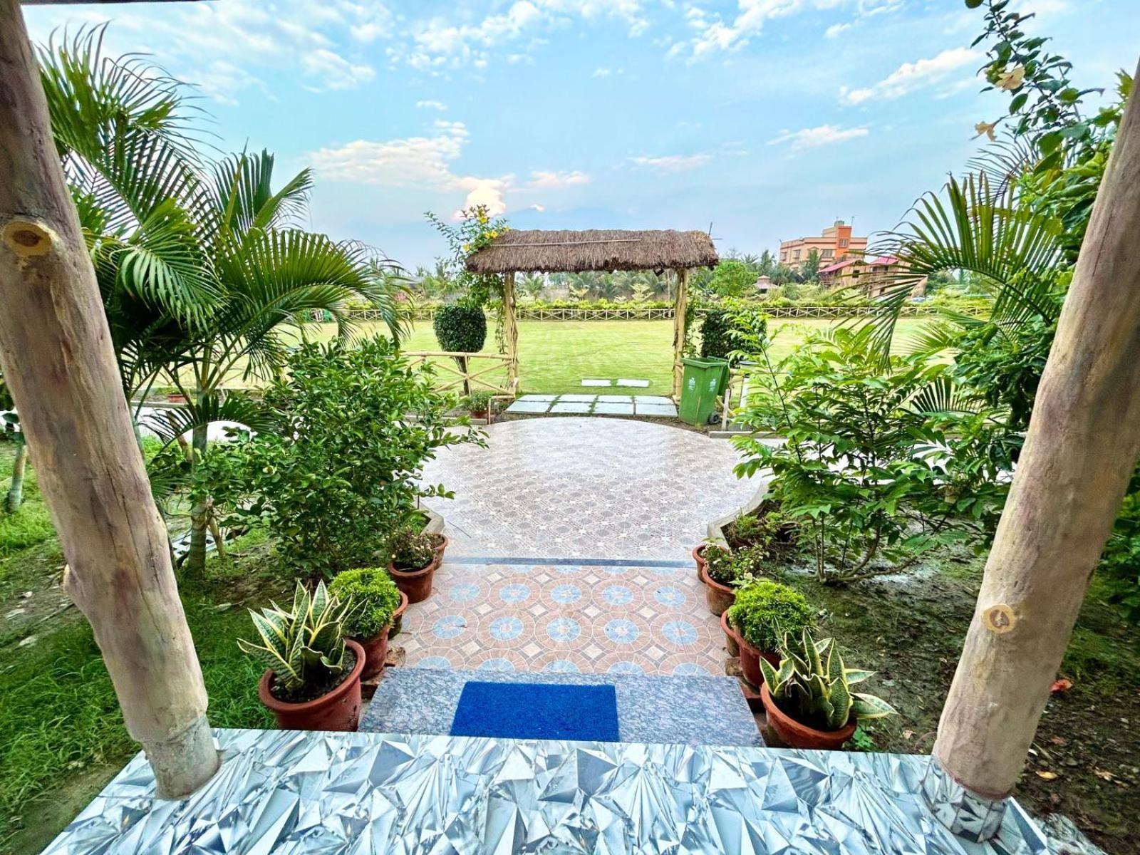 Palli Bangla Resort, Near Ruby Hospital, Anandapur Calcutta Exterior foto